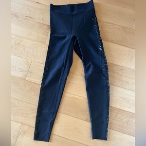 Ultracor Black leggings with Leopard detail